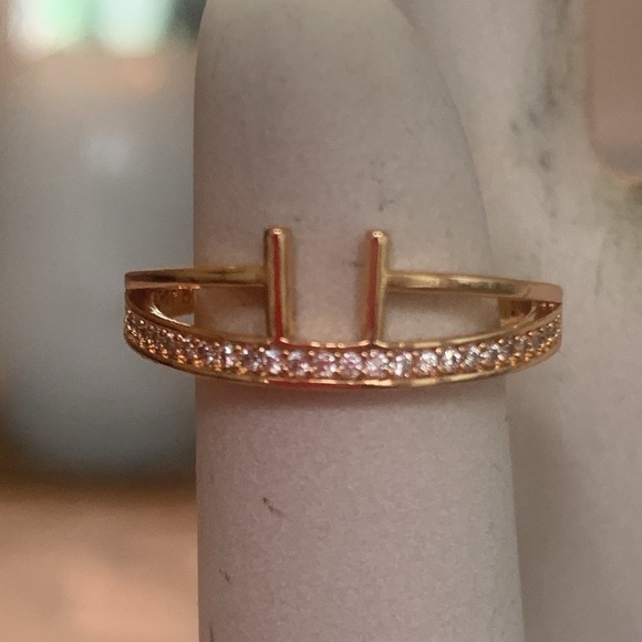 New Rose Gold Plated Ring Open Bar Unique Size 7.5 (#9) GIFT - Picture 1 of 10